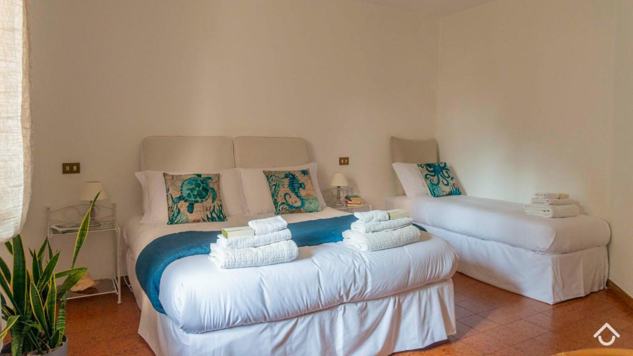 Villa Al Mare - Cala Gonone ドルガーリ エクステリア 写真